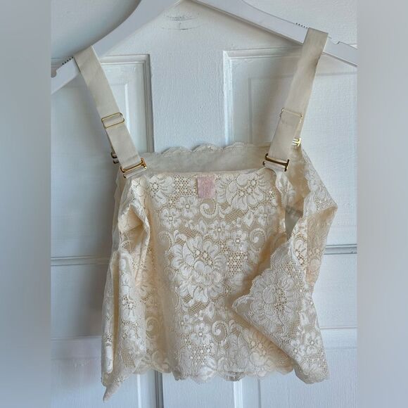 New Free People We Are Hah I Stopped It Lace Cold Shoulder Top Cream Intimates - Picture 4 of 7
